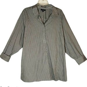 Lands' End women's plus size 26W black/white checked button down shirt. 981